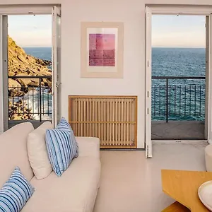 carattino-12-idyllic-seafront-family-retreat.hotelitalianriviera.com/