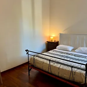 casa-maximo-al-colosseo.it-romehotels.com/