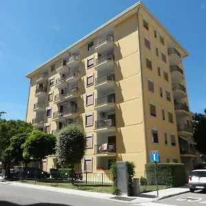 giuliana-appartamenti.hotelinveneto.com/